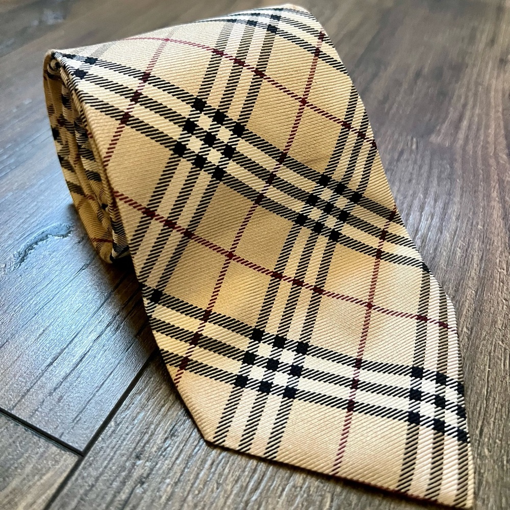 Burberry London Classic Check Silk Tie Italy